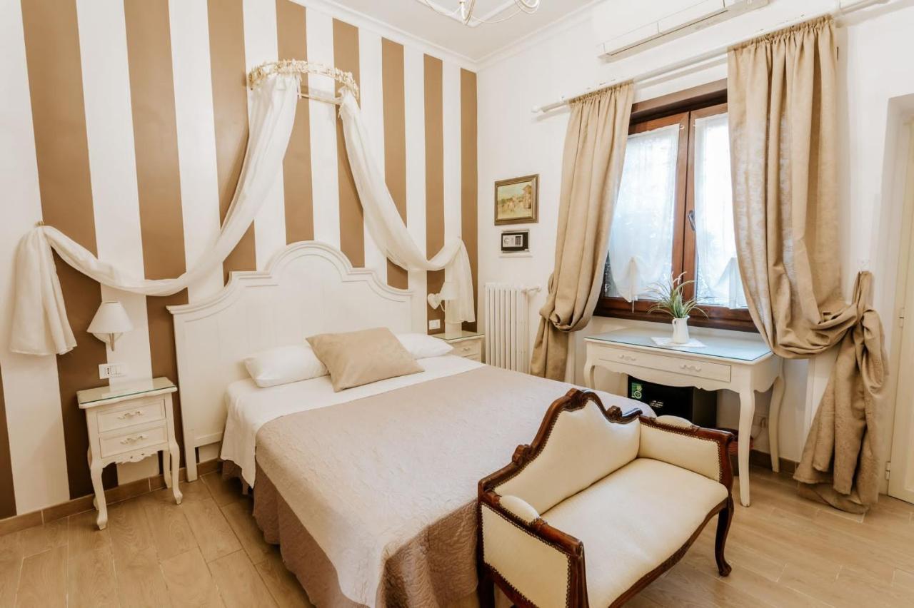 Vatican Boutique Inn — Photos 2